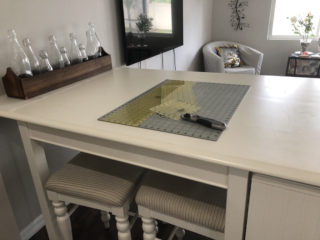 Hope's Cutting Table